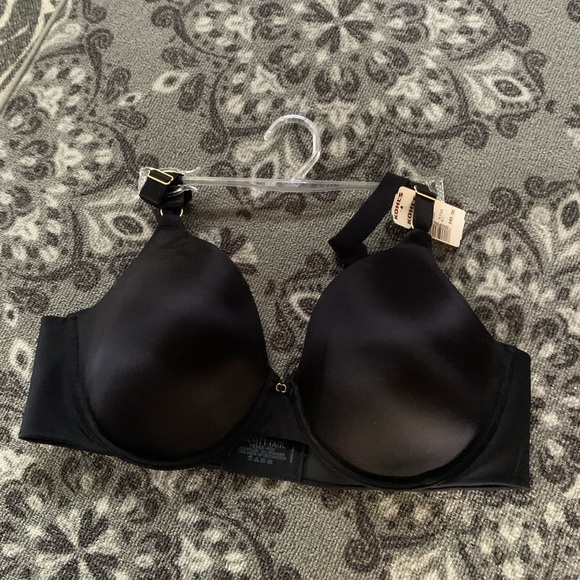 Black Vanity Fair 40C Bra Tags removed Tried On never worn. - Picture 1 of 3